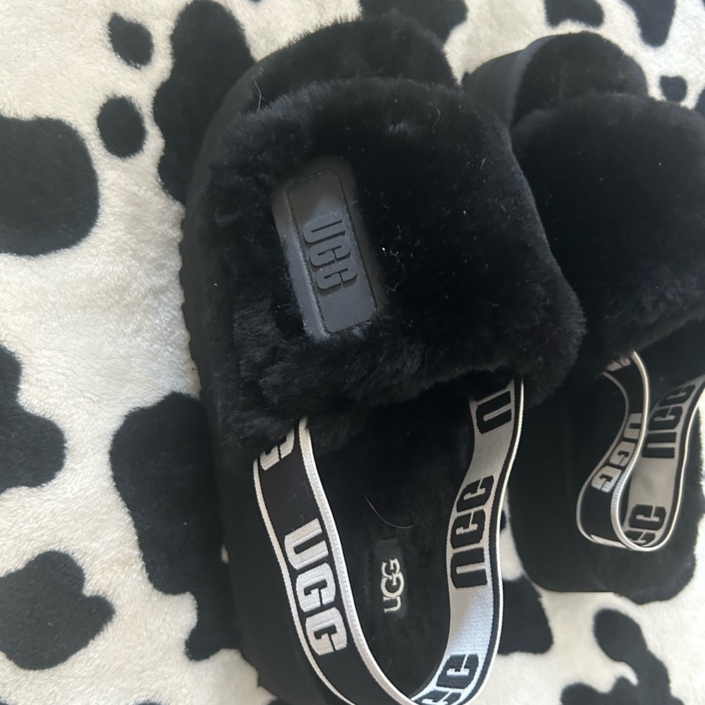Black Ugg slippers